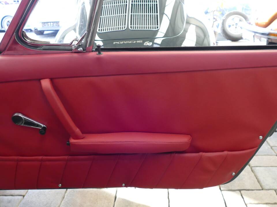 Bild 17/26 von Porsche 911 2.0 (1966)