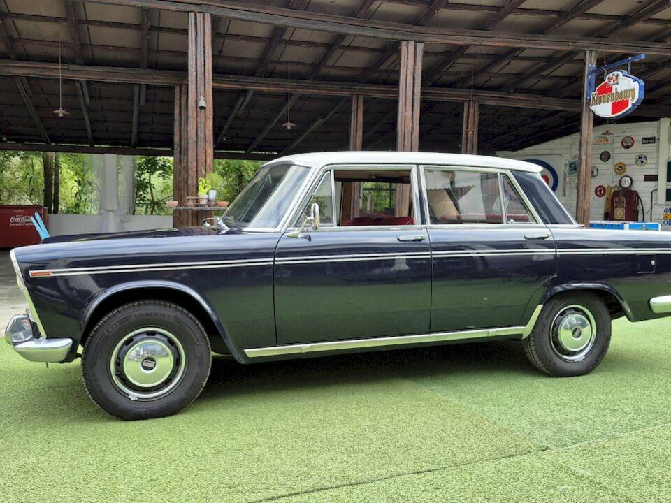 Bild 3/47 von FIAT 2300 (1961)