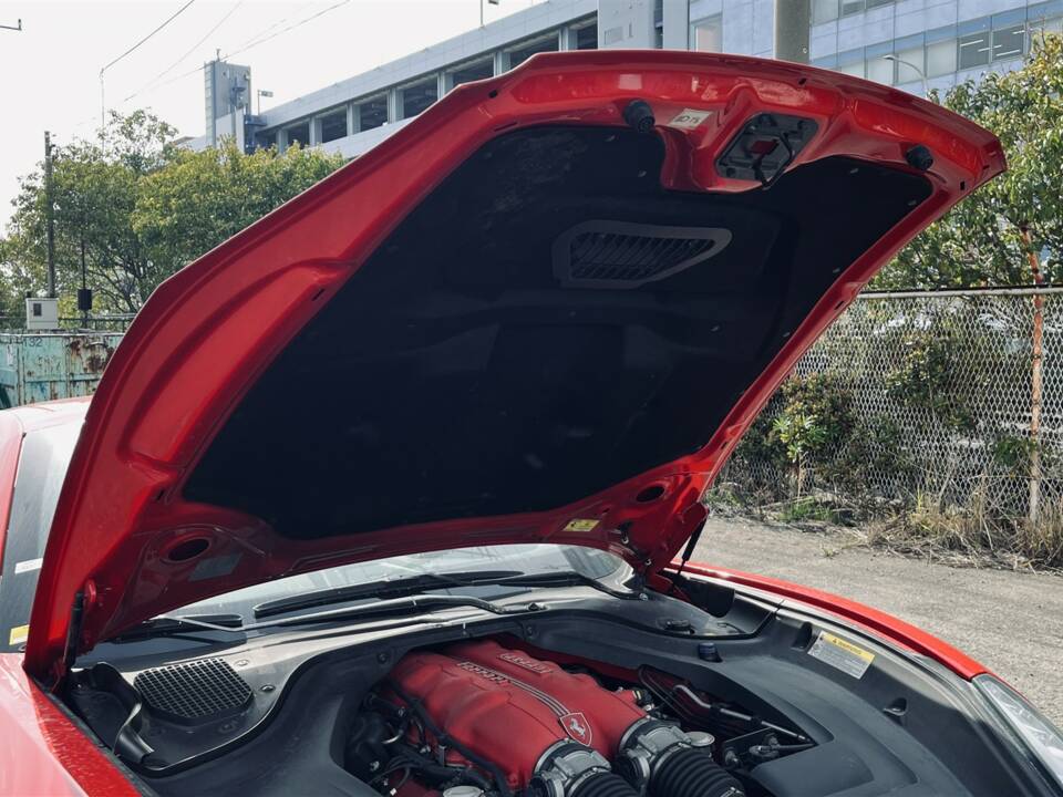 Image 32/49 of Ferrari California 30 (2013)
