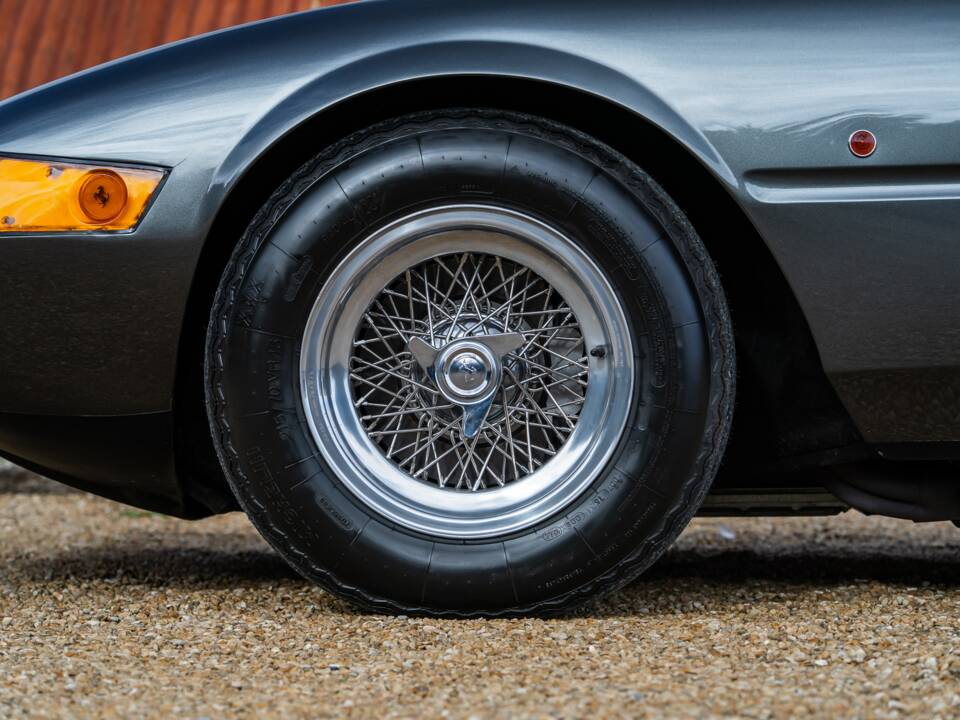 Imagen 29/32 de Ferrari 365 GTB&#x2F;4 Daytona (1973)