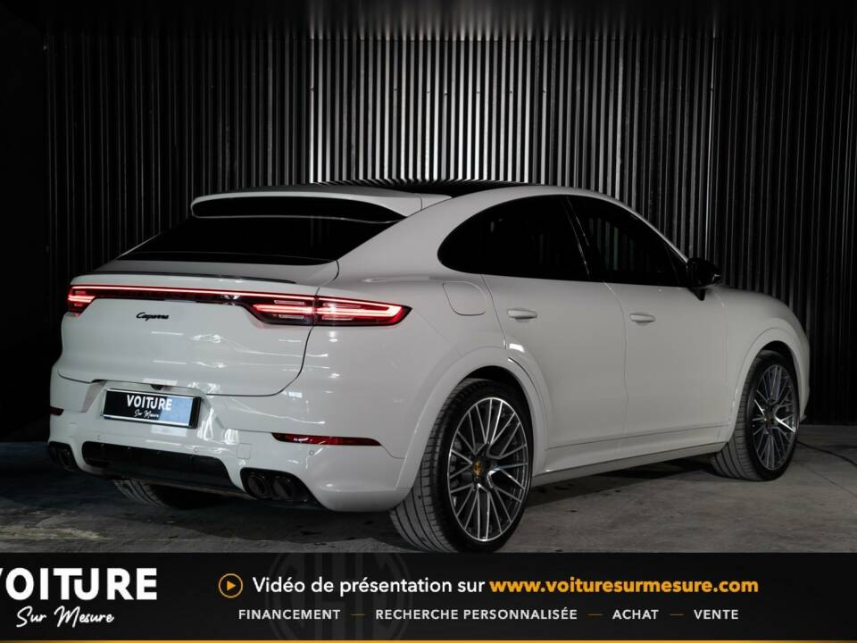 Bild 2/24 von Porsche Cayenne Coupé E-Hybrid (2022)