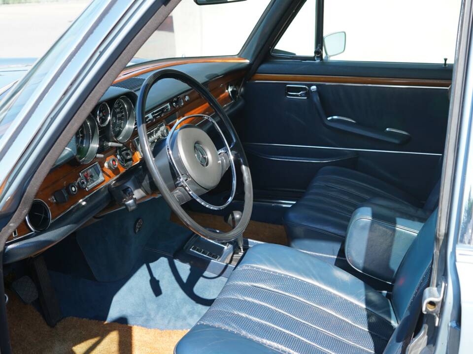 Bild 32/50 von Mercedes-Benz 300 SEL 6.3 (1972)