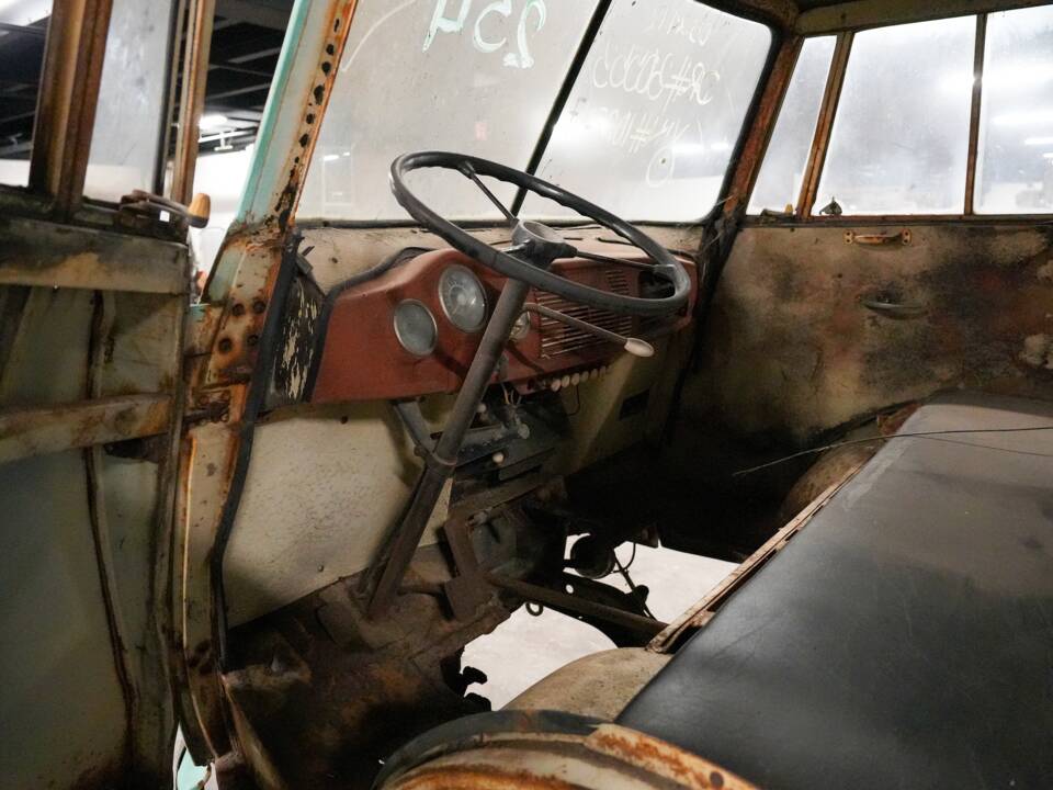 Bild 9/13 von Goliath Express 1100 (1959)