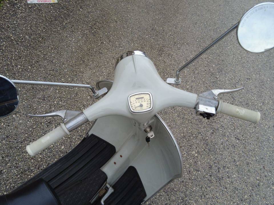 Afbeelding 9/9 van Piaggio Vespa 125 (1962)