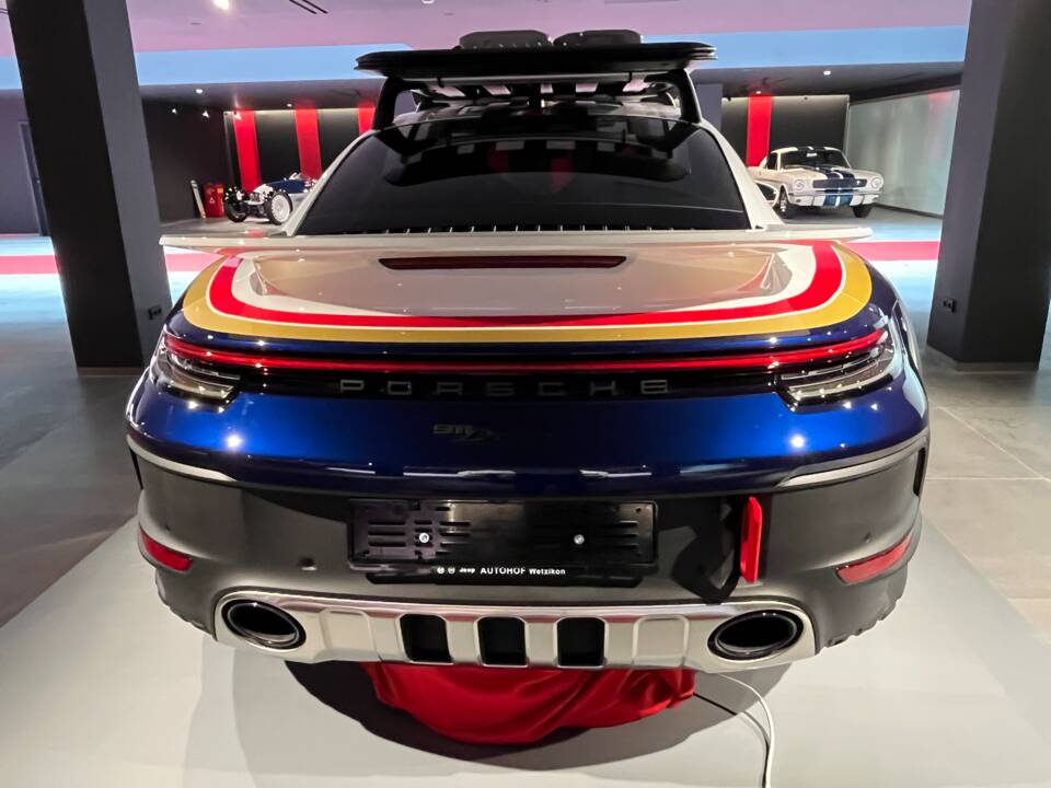 Imagen 3/4 de Porsche 911 Dakar (2023)