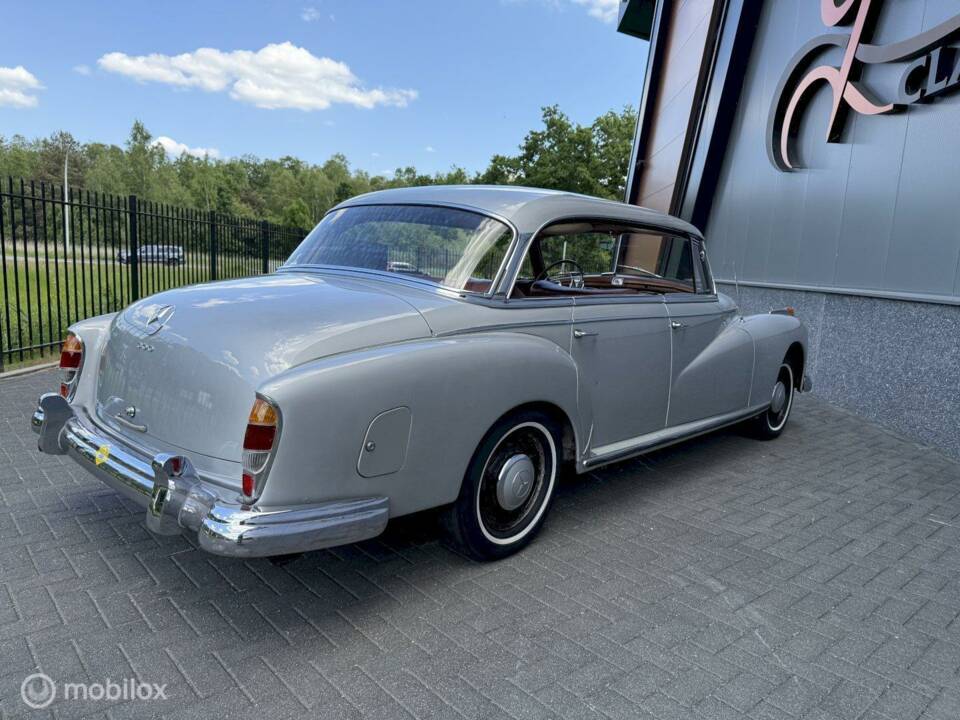 Image 9/36 of Mercedes-Benz 300 d (1958)