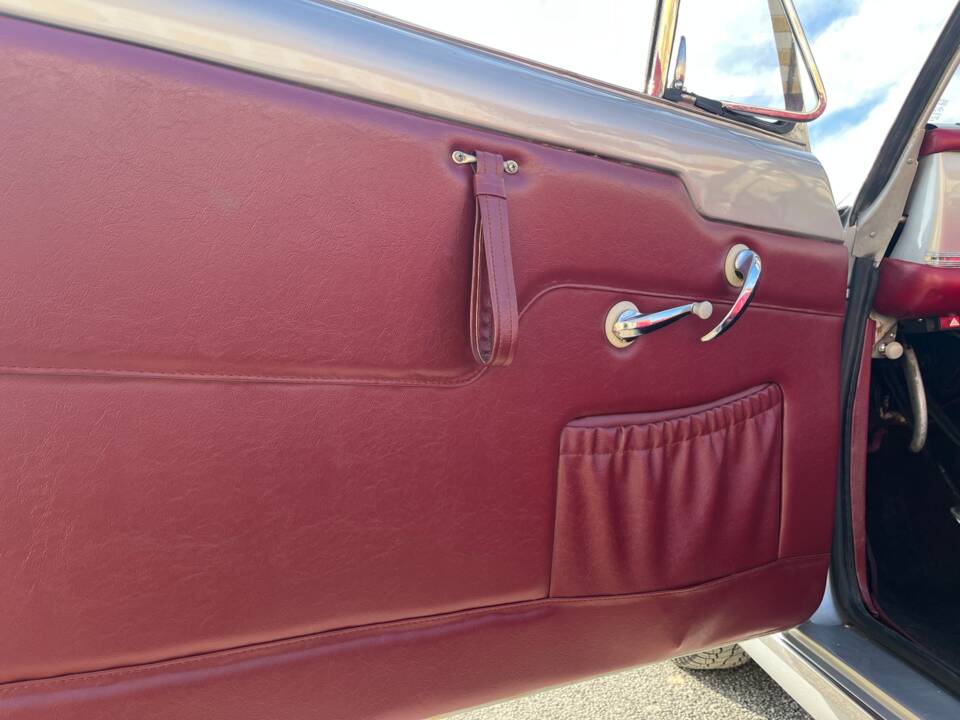 Immagine 11/87 di Peugeot 403 Cabriolet (1958)