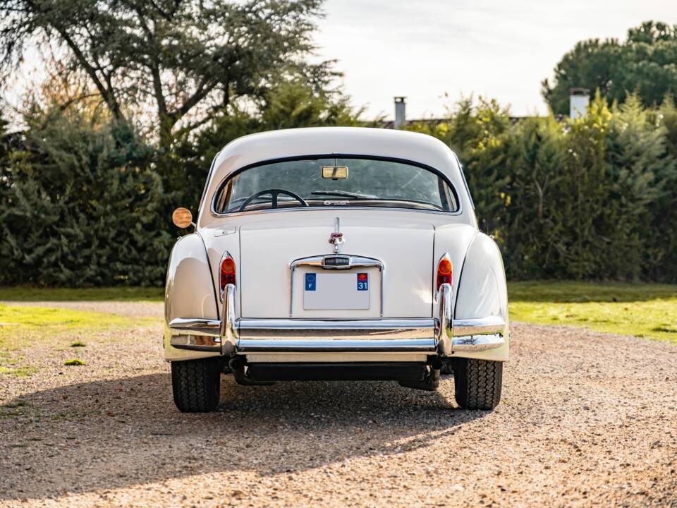 Bild 4/100 von Jaguar XK 150 DHC (1959)