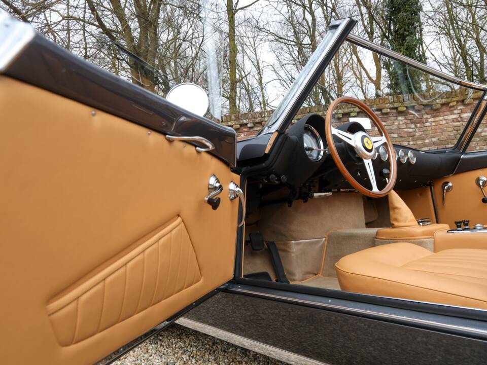 Bild 48/50 von Ferrari 250 GT Cabriolet Pininfarina (1959)