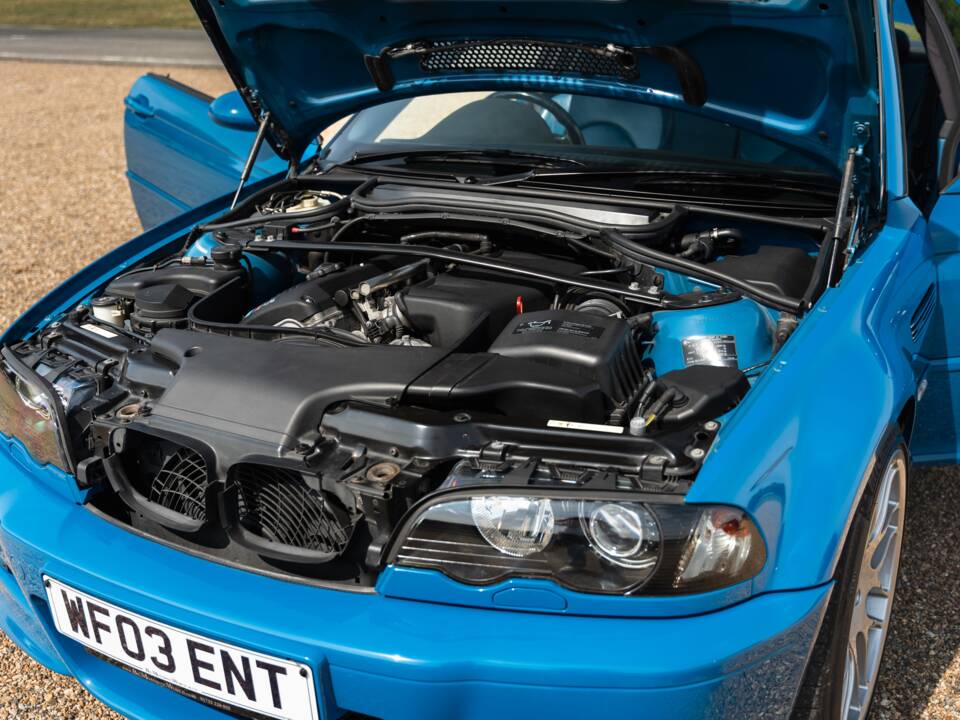 Image 22/36 of BMW M3 (2003)