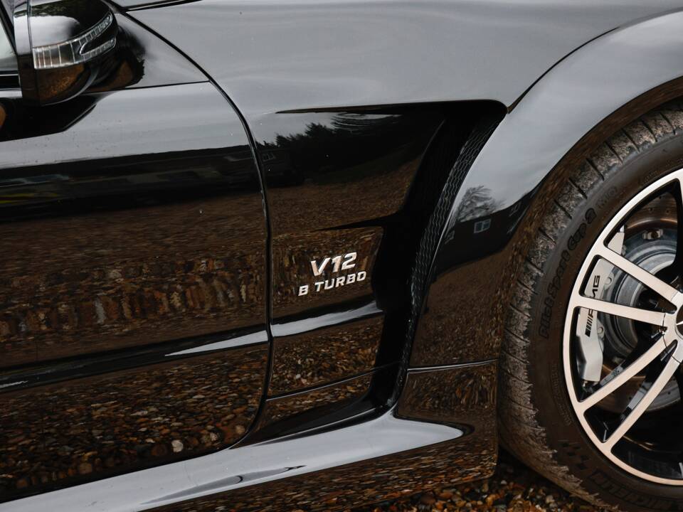 Immagine 24/46 di Mercedes-Benz SL 65 AMG (2005)