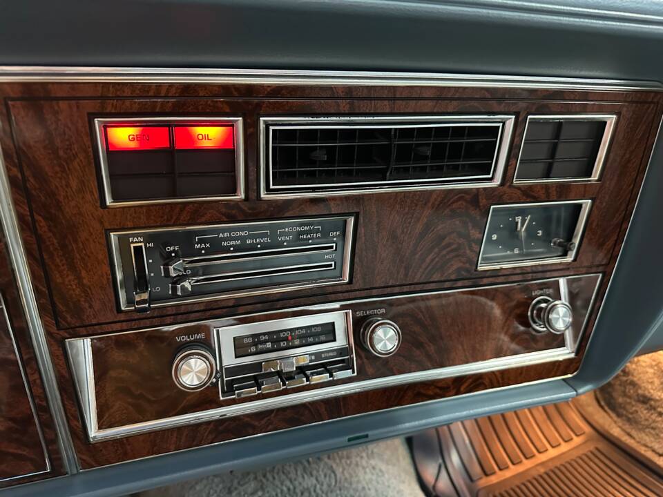 Imagen 30/64 de Oldsmobile Delta 88 Royale (1979)