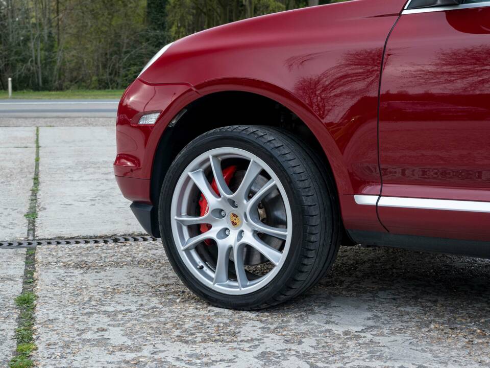 Image 15/45 of Porsche Cayenne Turbo (2009)