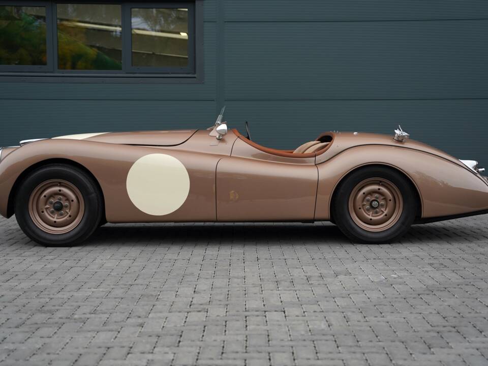 Image 6/50 of Jaguar XK 120 OTS (1950)