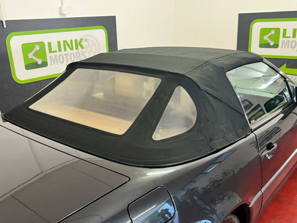 Image 44/48 of Mercedes-Benz 300 SL-24 (1992)