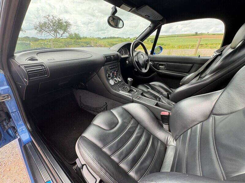 Image 32/48 de BMW Z3 M 3.2 (1998)