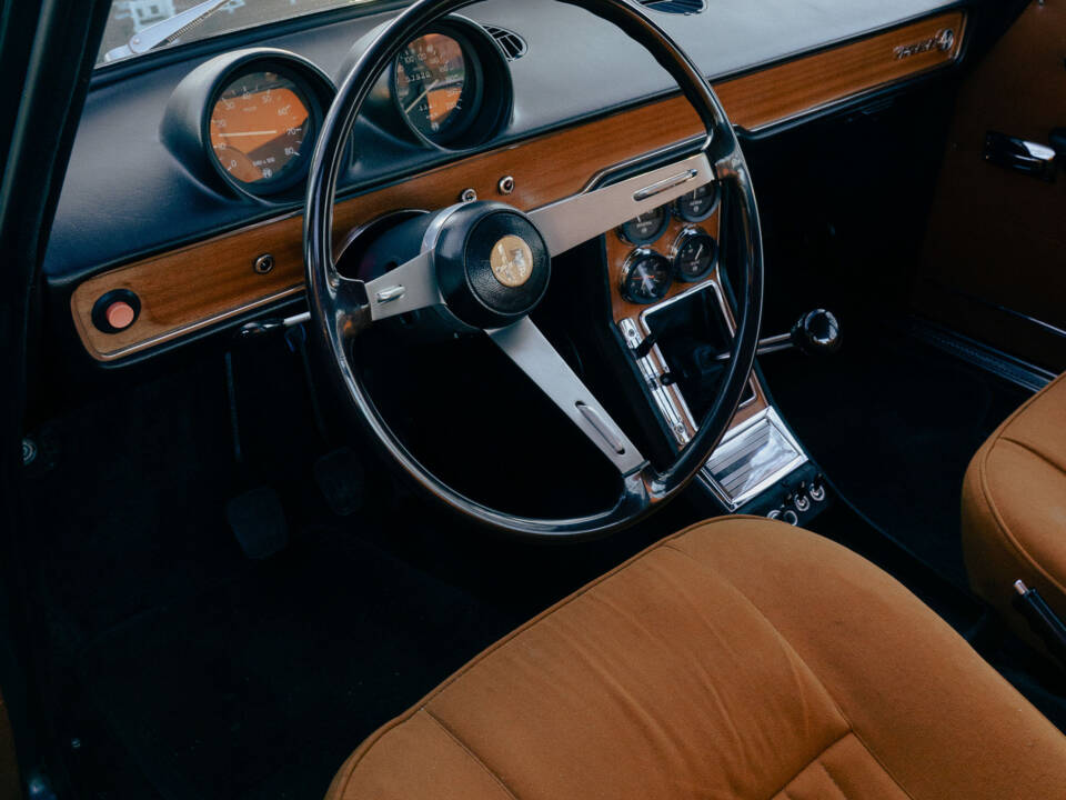 Image 40/78 de Alfa Romeo 1750 Berlina (1970)