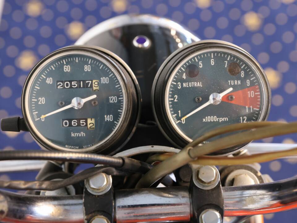Image 7/26 of Honda CB 200 (1976)