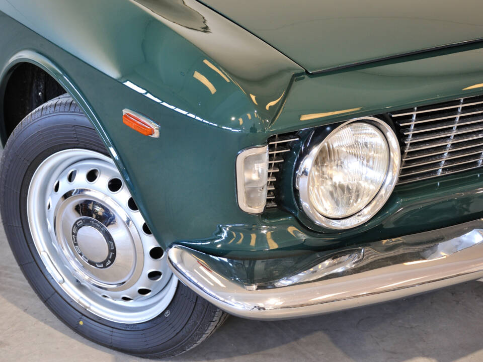 Image 2/65 of Alfa Romeo Giulia 1600 Sprint GT (1964)