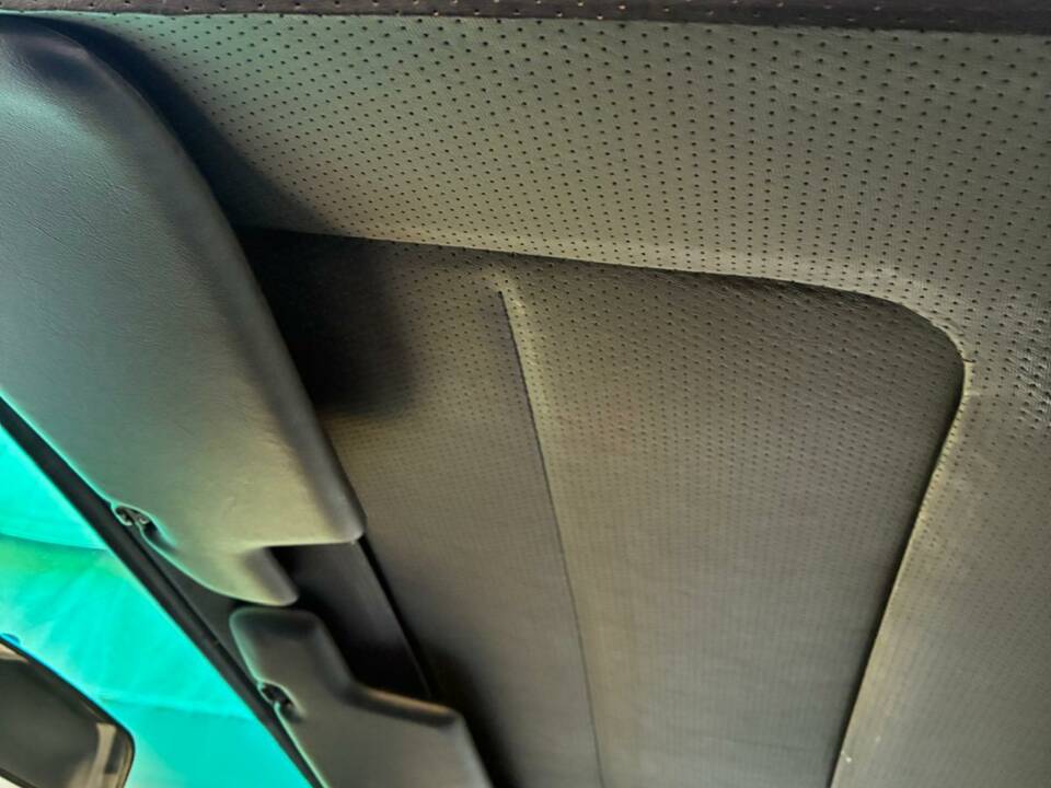 Image 34/36 de Porsche 911 Carrera 4 (1989)