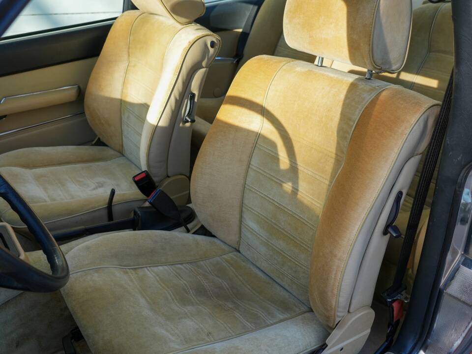 Bild 3/46 von BMW 635 CSi (1981)