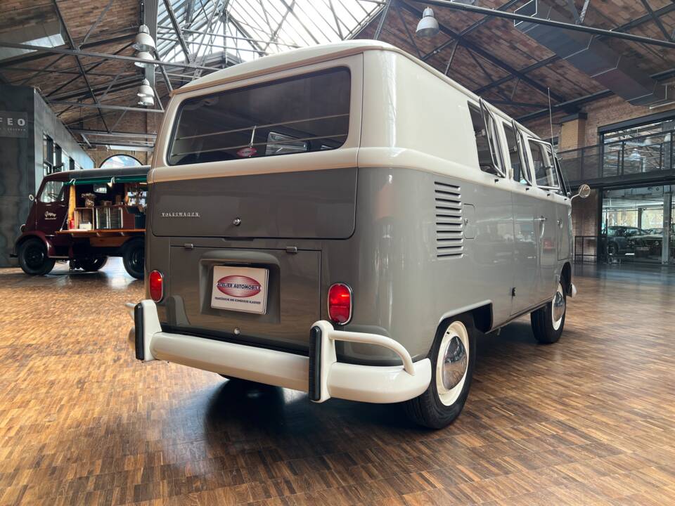 Image 9/36 of Volkswagen T1 minibus (1963)