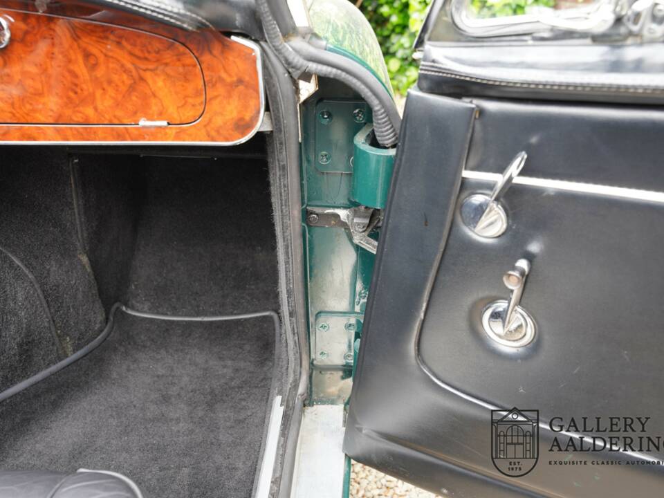 Image 49/50 of Austin-Healey 3000 Mk III (BJ8) (1966)