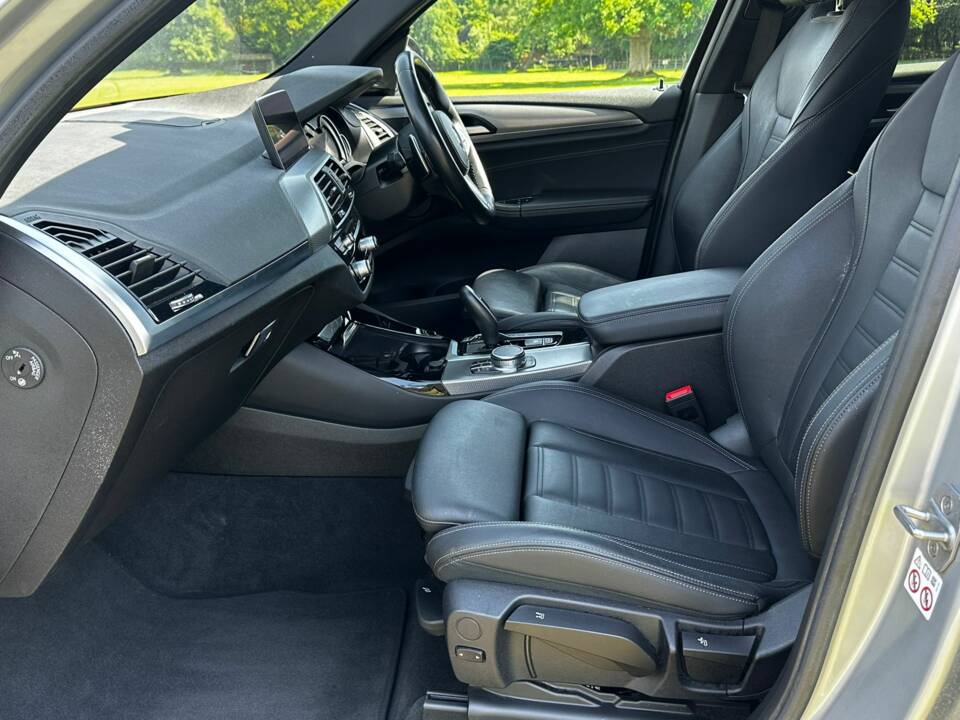 Image 40/64 de BMW X3 M Competition (2019)