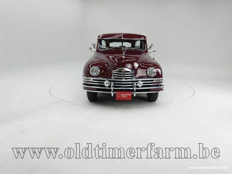 Image 5/15 of Packard Eight Station Sedan (1947)