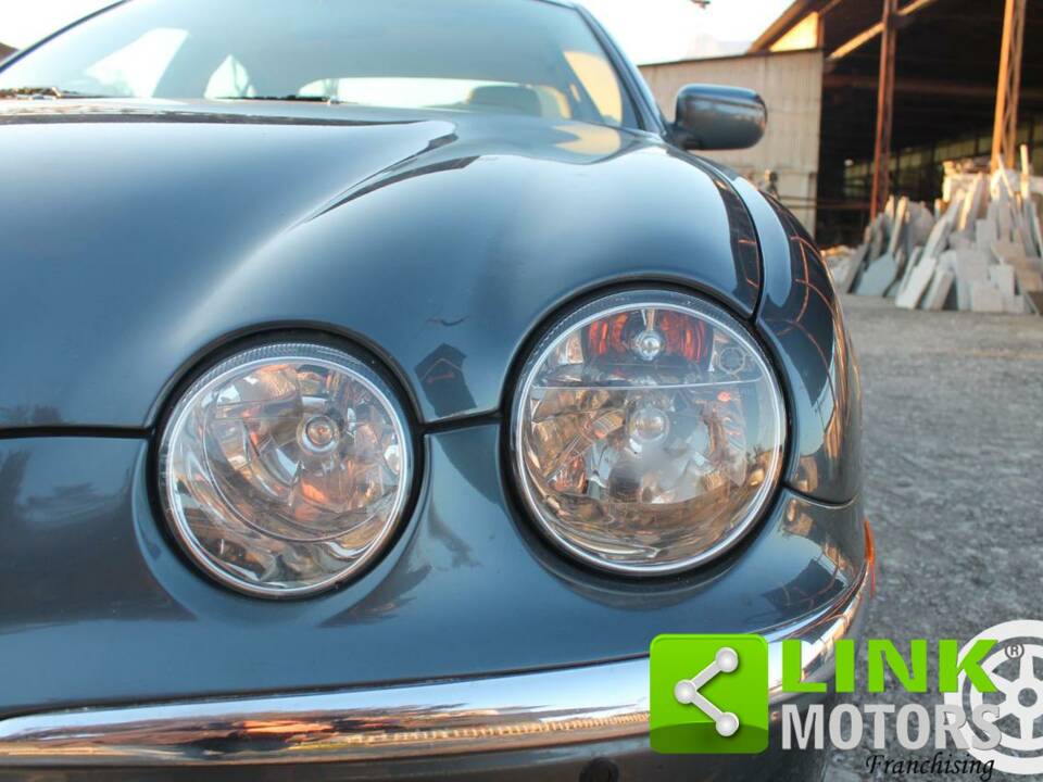 Afbeelding 7/8 van Jaguar S-Type 3.0 V6 (2000)