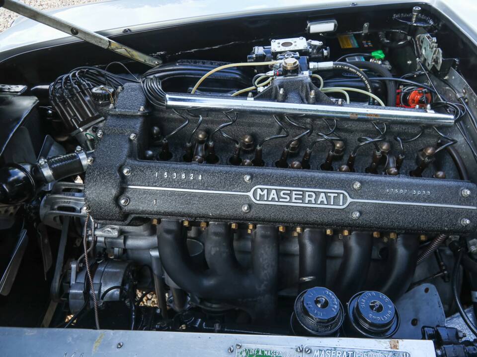 Afbeelding 42/50 van Maserati 3500 GTI Sebring (1967)