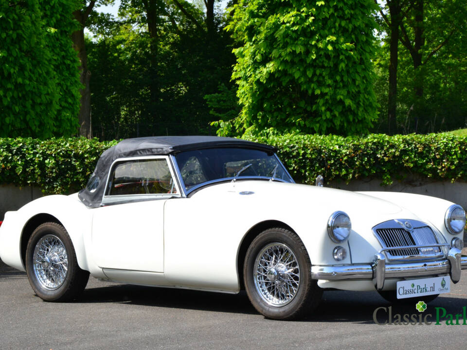 Imagen 22/50 de MG MGA 1600 (1960)