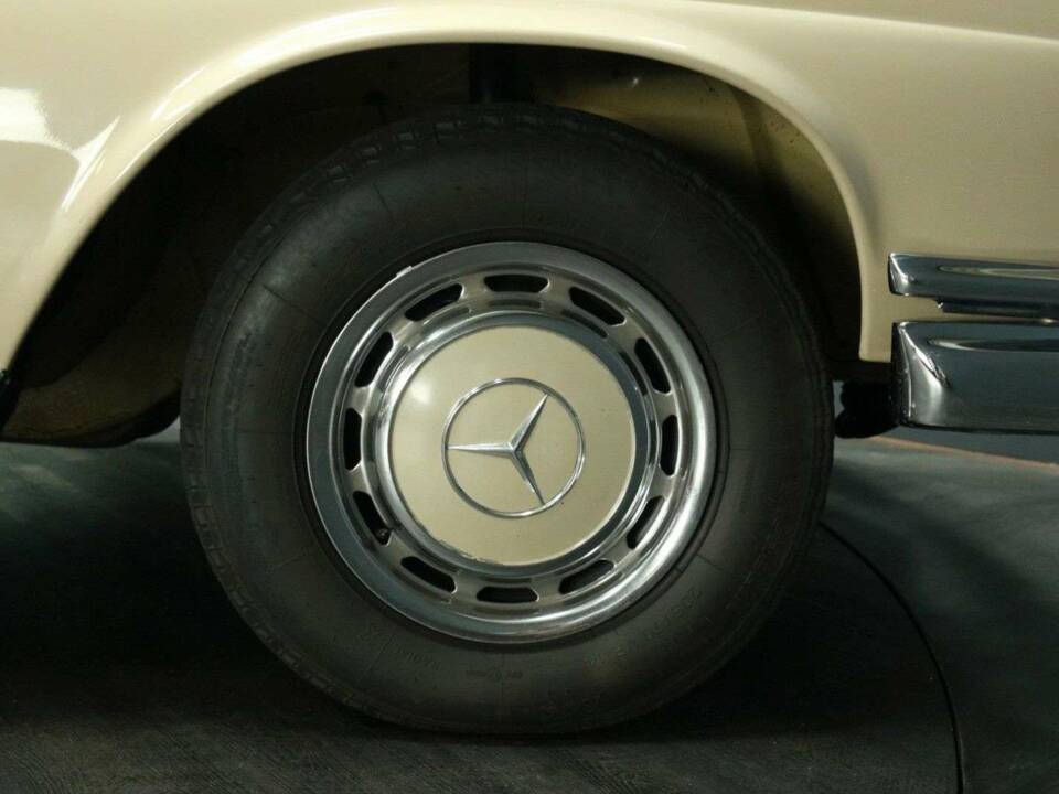 Afbeelding 48/50 van Mercedes-Benz 280 SE (1969)