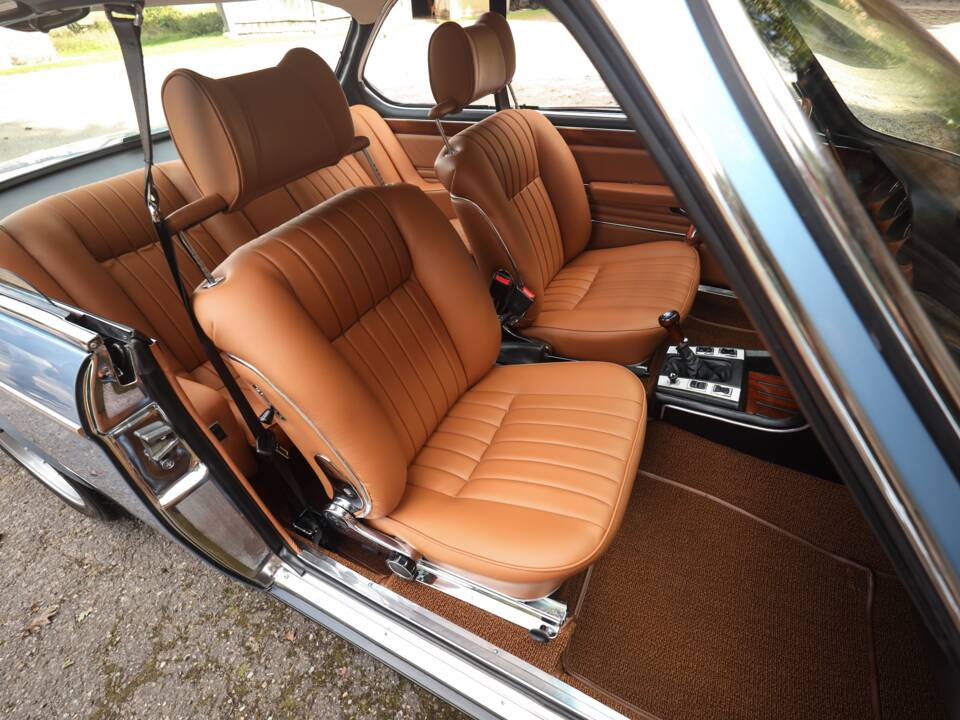 Image 12/73 of BMW 3.0 CSi (1973)