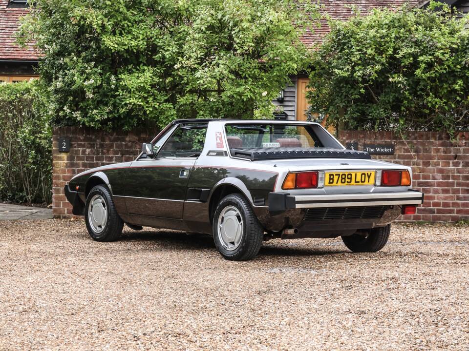 Image 23/50 of FIAT X 1/9 (1984)