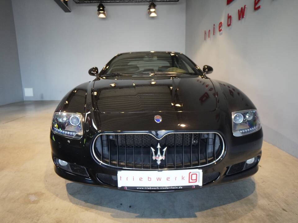 Image 17/23 of Maserati Quattroporte Sport GT S 4.7 (2012)