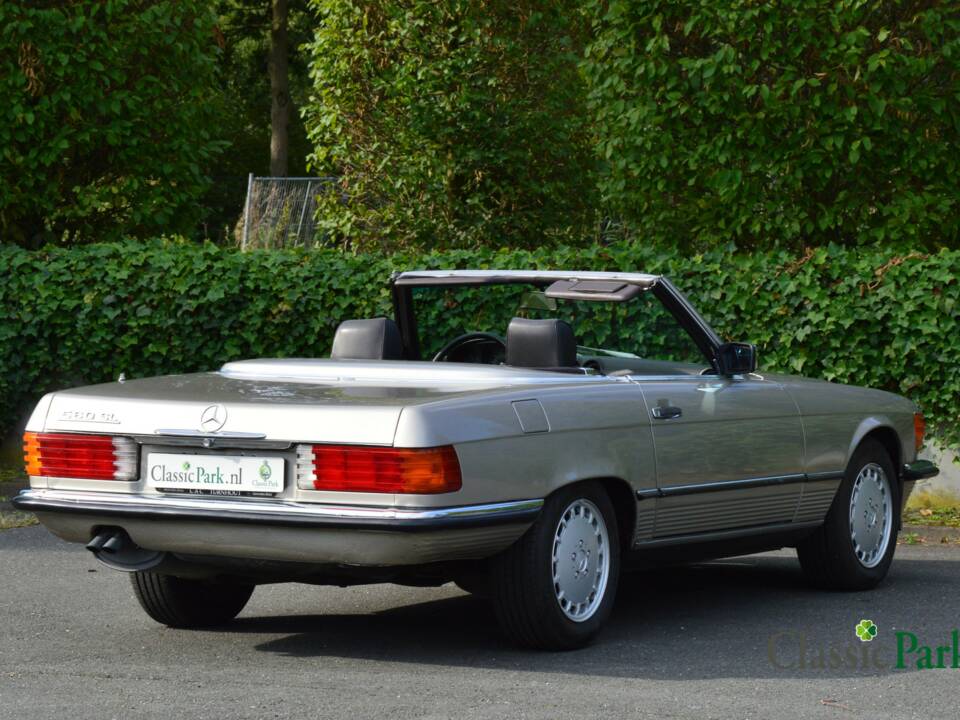 Image 4/47 de Mercedes-Benz 560 SL (1986)