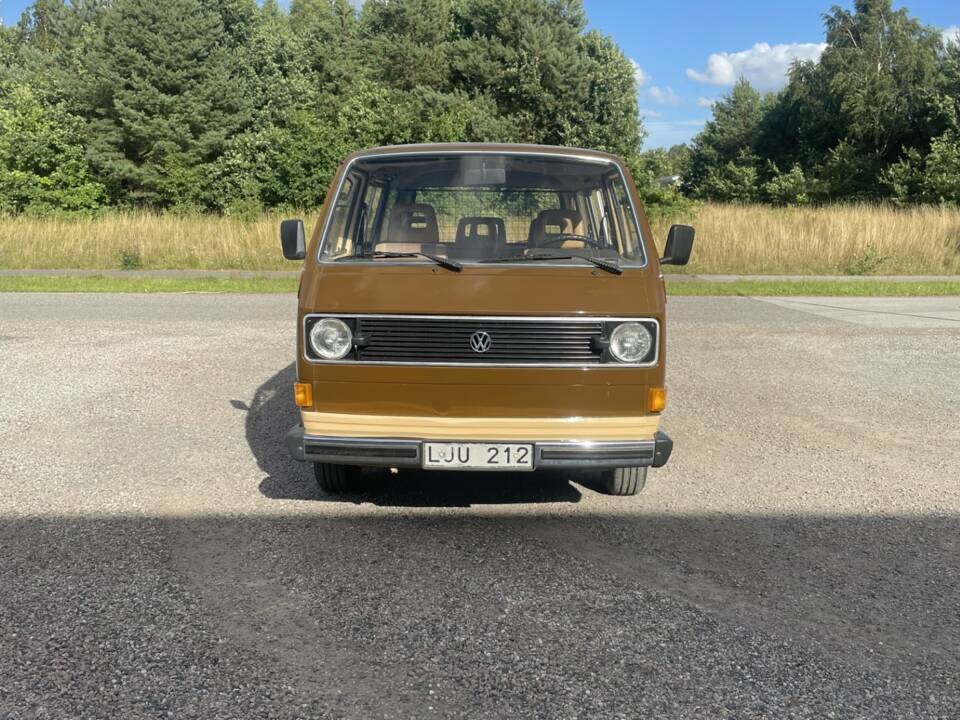 Bild 3/16 von Volkswagen T3 Caravelle GL 1.9 (1982)
