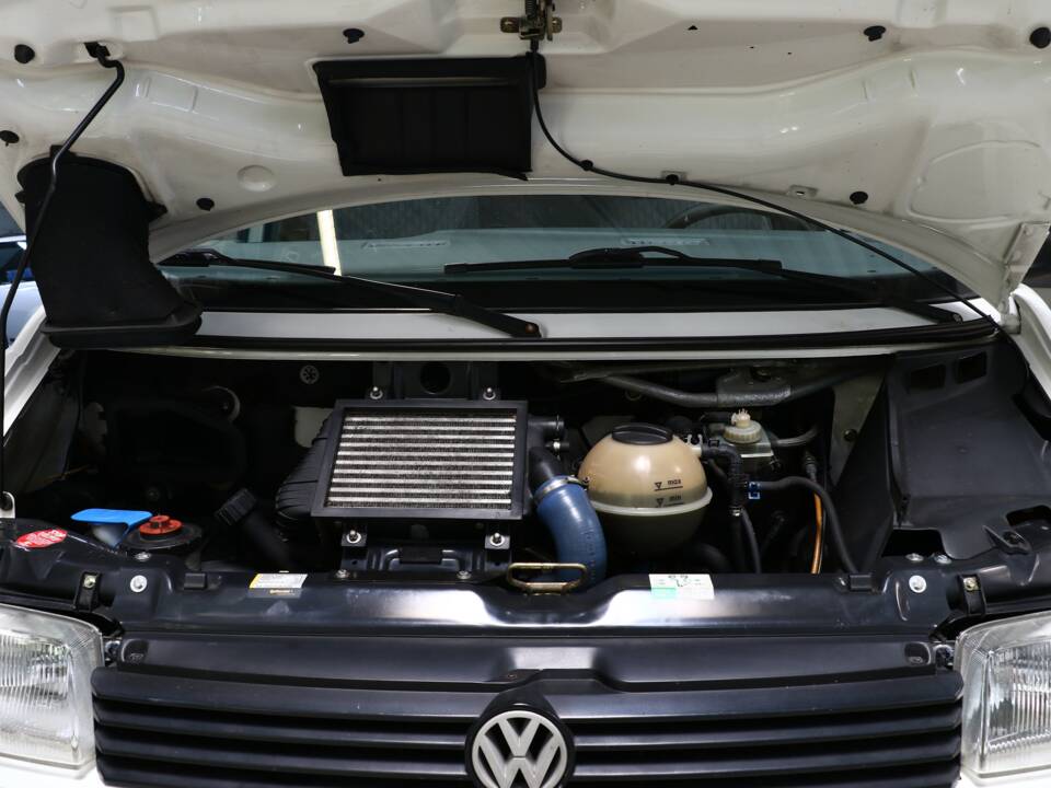 Bild 32/55 von Volkswagen T4 California Coach 1.9 TD (1994)