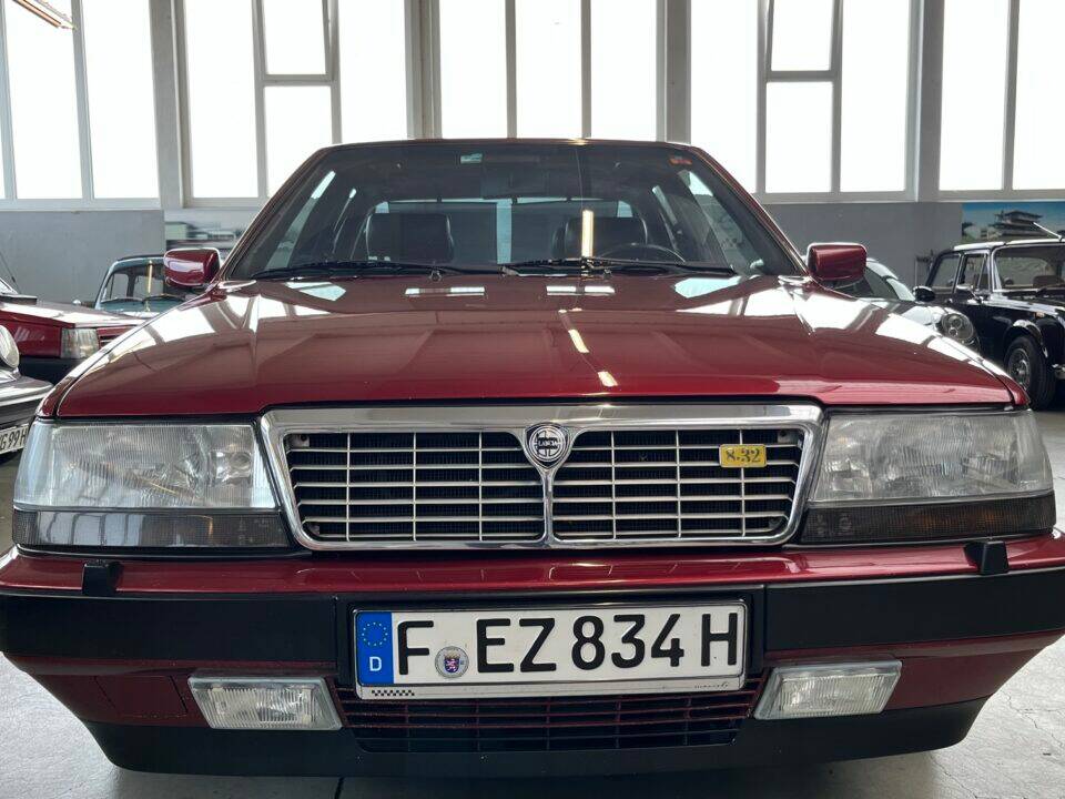 Image 1/47 of Lancia Thema 8.32 (1989)