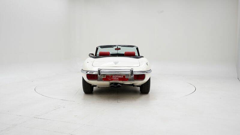 Image 7/15 de Jaguar Type E V12 (1973)