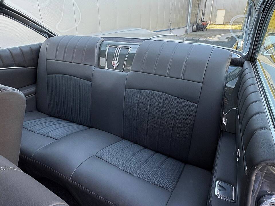 Bild 13/39 von Chevrolet Impala Sport Coupe (1959)