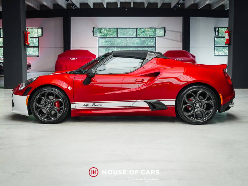 Image 10/25 of Alfa Romeo 4C Spider (2016)