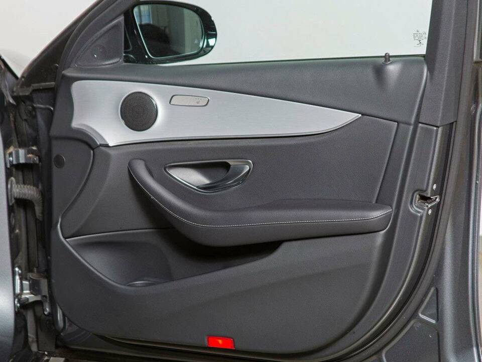 Image 13/20 of Mercedes-Benz E 300 de T (2020)