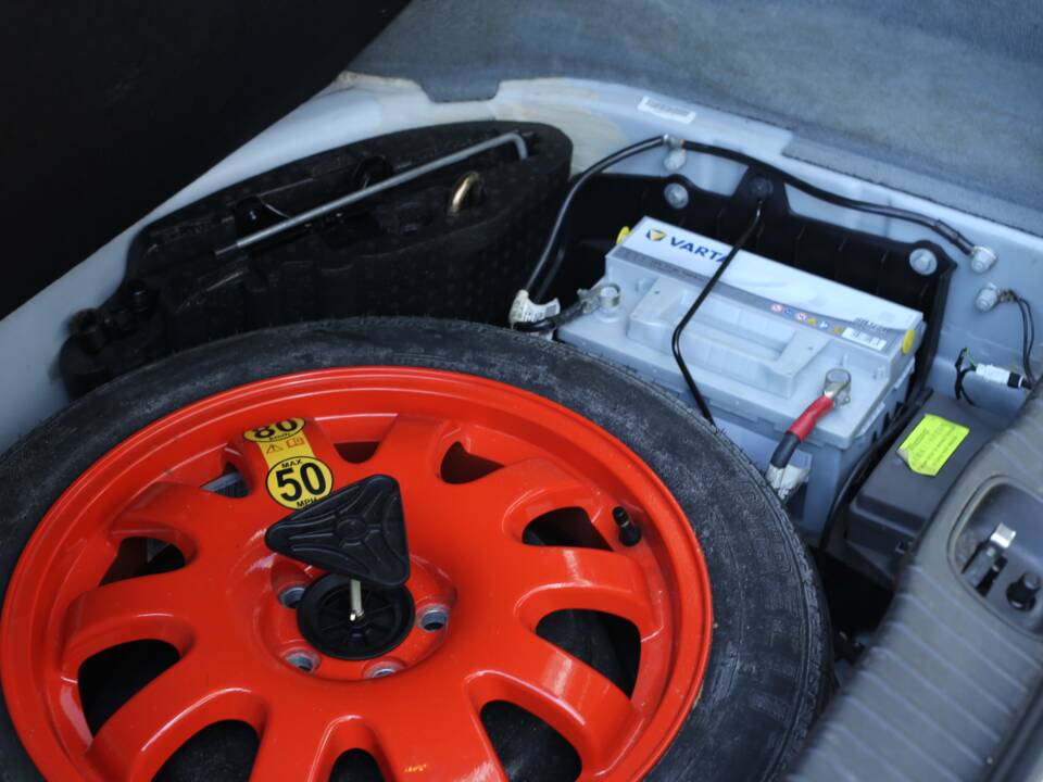 Imagen 29/77 de Jaguar XJ 8 4.2 (2005)