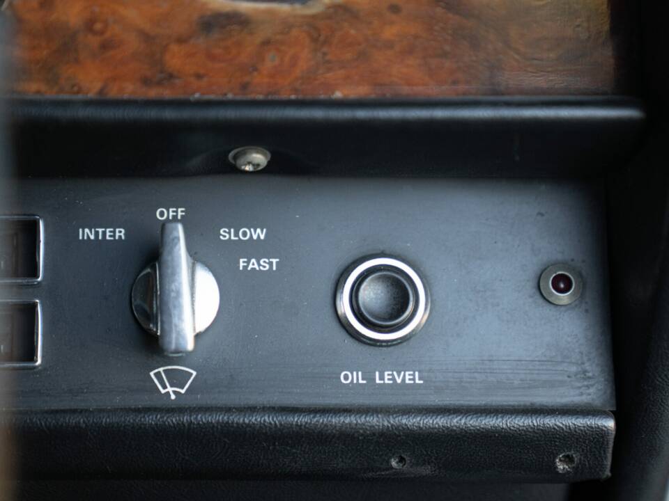 Image 47/50 of Bentley Eight (1980)