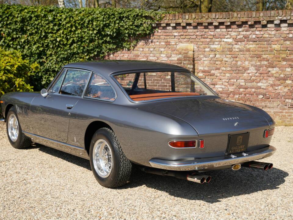 Immagine 49/50 di Ferrari 330 GT 2+2 (1965)