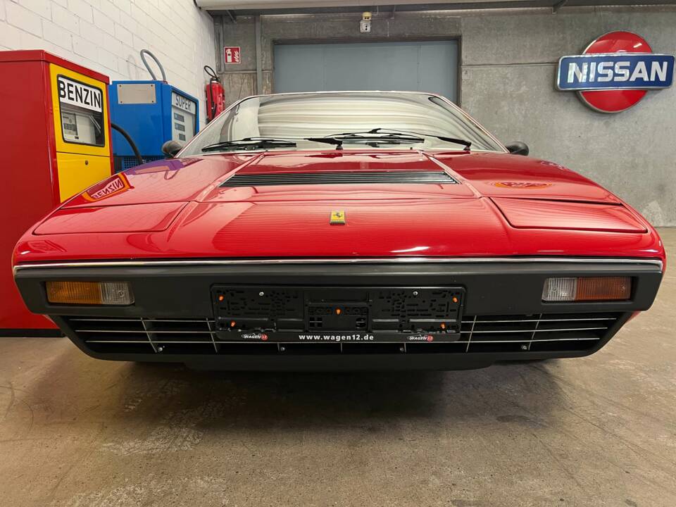 Image 3/17 of Ferrari Dino 308 GT4 (1977)