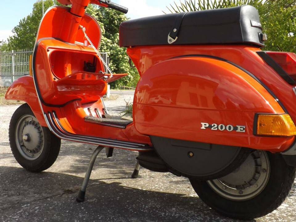 Immagine 25/50 di Piaggio Vespa P 200 E (1982)