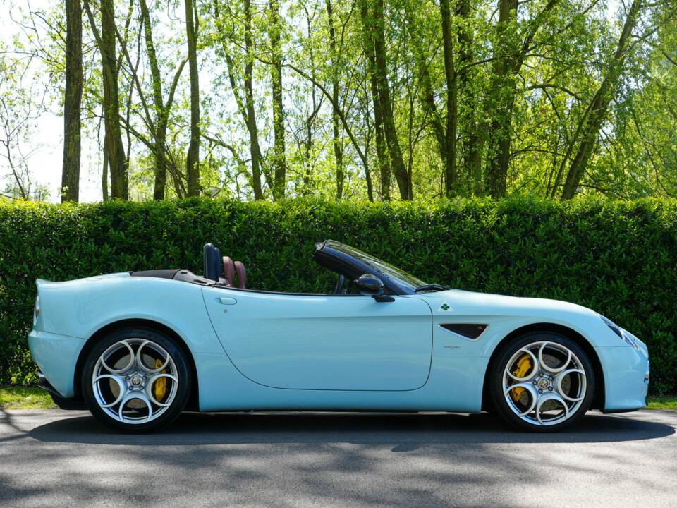 Image 10/40 of Alfa Romeo 8C Spider (2009)
